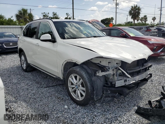 2015 BMW X5 xDrive35i z VIN 5UXKR0C58F0P03231, wystawiony jako Copart lot #60964305 z przebiegiem 71 419 mil mil oraz Szkoda całkowita • Salvage title. Historia ofert i sprzedaży dostępna na DreamBid. Obrazek 4.