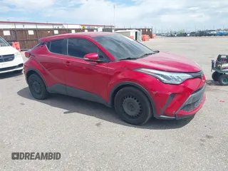 2020 Toyota C-HR LE z VIN NMTKHMBX0LR112669, wystawiony jako IAAI lot #42048684 z przebiegiem 135 194 mil mil oraz . Historia ofert i sprzedaży dostępna na DreamBid. Obrazek 1.