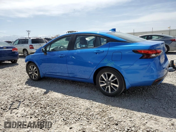 2020 Nissan Versa SV z VIN 3N1CN8EV4LL870555, wystawiony jako Copart lot #56650675 z przebiegiem 49 724 mil mil oraz Szkoda całkowita • Salvage title. Historia ofert i sprzedaży dostępna na DreamBid. Obrazek 2.