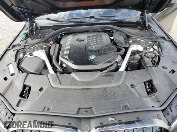2021 BMW 7 Series 740i with VIN WBA7T2C0XMCG65005, listed as a Copart auction lot 73683393 with 37,598 mi miles. Bid and sale history available at carsss.com. Image 11.