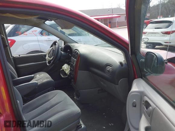 2006 Chrysler Town & Country with VIN 1A4GP45RX6B584391, listed as a IAAI auction lot 41882597 with 160,886 mi miles and . Bid and sale history available at DreamBid. Image 5.