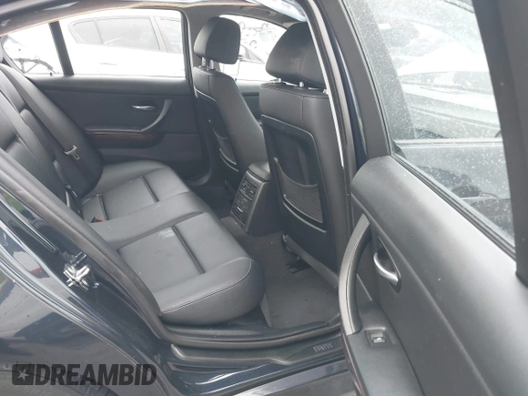 2006 BMW 3 Series 325i with VIN WBAVB13516PT15898, listed as a IAAI auction lot 42466986 with 105,962 mi miles and . Bid and sale history available at DreamBid. Image 8.
