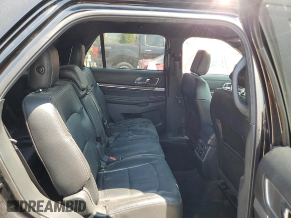 2018 Ford Explorer Limited с VIN 1FM5K7FH5JGC83246, выставлен на аукционе Copart как лот 67142934 с пробегом 140 627 миль миль и Списание • Salvage title. История ставок и продаж доступна на DreamBid. Изображение 11.