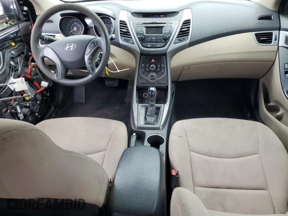2014 Hyundai Elantra SE z VIN KMHDH4AE8EU070529, wystawiony jako Copart lot #60615255 z przebiegiem 128 052 mil mil oraz Szkoda całkowita • Salvage title. Historia ofert i sprzedaży dostępna na DreamBid. Obrazek 8.