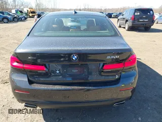 2021 BMW 5 Series 530i xDrive with VIN WBA13BJ05MCF37926, listed as a IAAI auction lot 41704102 with 22,072 mi miles and . Bid and sale history available at DreamBid. Image 16.