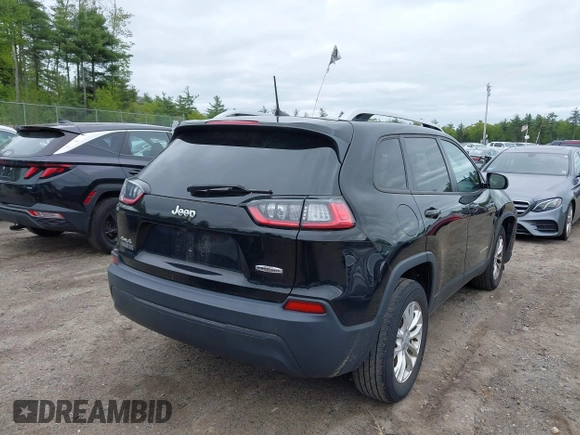2020 Jeep Cherokee Latitude with VIN 1C4PJMCB8LD607440, listed as a IAAI auction lot 42292035 with 34,939 mi miles and . Bid and sale history available at DreamBid. Image 4.