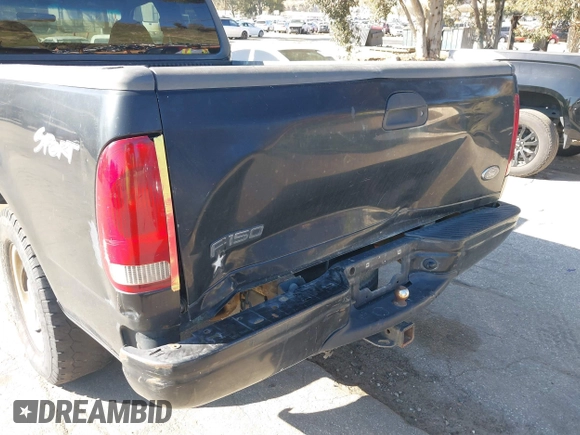 2000 Ford F-150 XL with VIN 1FTRX17W3YNB90314, listed as a IAAI auction lot 41825498 with 369,372 mi miles. Bid and sale history available at carsss.com. Image 6.