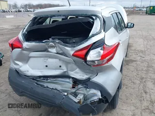 2020 Nissan Kicks SV with VIN 3N1CP5CV1LL502166, listed as a IAAI auction lot 41737870 with 49,722 mi miles. Bid and sale history available at carsss.com. Image 6.