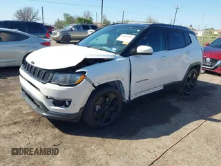 2020 Jeep Compass Latitude with VIN 3C4NJCBB6LT147594, listed as a IAAI auction lot 41592201 with 32,383 mi miles and . Bid and sale history available at DreamBid. Image 2.