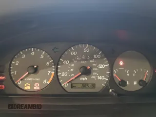 2000 Mazda 626 LX with VIN 1YVGF22D2Y5153254, listed as a Copart auction lot 82841504 with 88,518 mi miles and Clean Title. Bid and sale history available at carsss.com. Image 9.