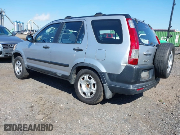 2006 Honda CR-V LX with VIN JHLRD78586C029065, listed as a IAAI auction lot 42043651 with 191,318 mi miles and . Bid and sale history available at carsss.com. Image 3.