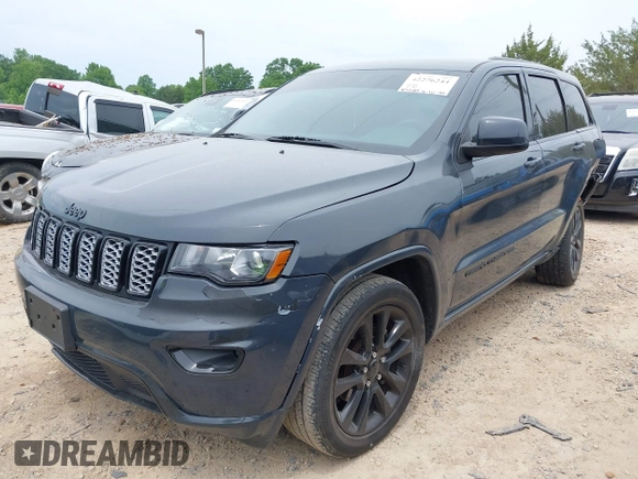 2018 Jeep Grand Cherokee Laredo with VIN 1C4RJFAG4JC303222, listed as a IAAI auction lot 42276244 with 83,585 mi miles and . Bid and sale history available at DreamBid. Image 17.