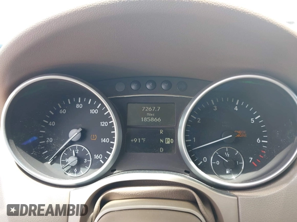 2011 Mercedes-Benz M 350 z VIN 4JGBB8GB6BA750861, wystawiony jako IAAI lot #42413339 z przebiegiem 185 866 mil mil oraz . Historia ofert i sprzedaży dostępna na DreamBid. Obrazek 7.