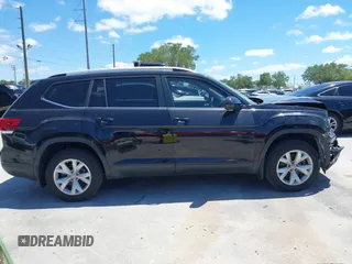 2018 Volkswagen Atlas S z VIN 1V2AP2CA7JC580281, wystawiony jako IAAI lot #42024745 z przebiegiem 48 653 mil mil oraz . Historia ofert i sprzedaży dostępna na DreamBid. Obrazek 13.
