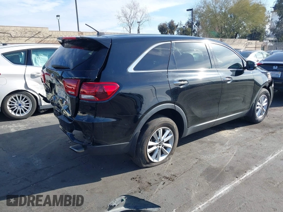 2019 Kia Sorento L with VIN 5XYPG4A30KG465482, listed as a IAAI auction lot 41811451 with 75,439 mi miles. Bid and sale history available at carsss.com. Image 4.