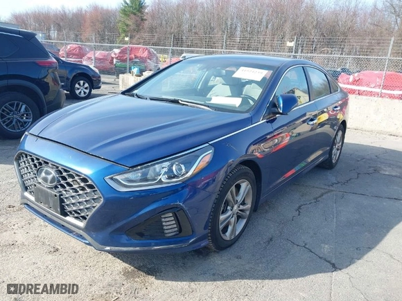 2019 Hyundai Sonata Sport with VIN 5NPE34AF1KH793452, listed as a IAAI auction lot 41924239 with 86,102 mi miles. Bid and sale history available at carsss.com. Image 2.