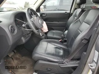 2015 Jeep Patriot High Altitude z VIN 1C4NJPFA8FD296253, wystawiony jako Copart lot #60509905 z przebiegiem Nie podano mil oraz Czysty tytuł • Clean title. Historia ofert i sprzedaży dostępna na DreamBid. Obrazek 7.
