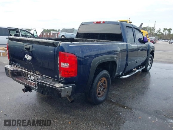 2007 Chevrolet Silverado 1500 LT w/1LT with VIN 2GCEC19C871611411, listed as a IAAI auction lot 41595381 with 198,104 mi miles. Bid and sale history available at carsss.com. Image 4.
