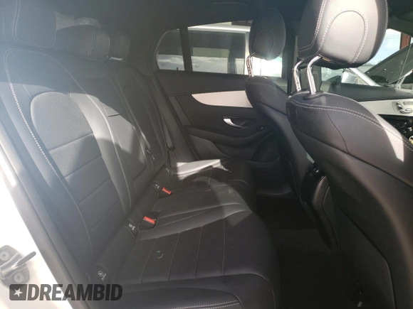 2019 Mercedes-Benz GLC with VIN WDC0J4KB1KF565029, listed as a Copart auction lot 52591042 with 22,588 mi miles. Bid and sale history available at carsss.com. Image 6.