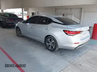 2022 Nissan Sentra SV z VIN 3N1AB8CV8NY318551, wystawiony jako IAAI lot #42397024 z przebiegiem 62 341 mil mil oraz . Historia ofert i sprzedaży dostępna na DreamBid. Obrazek 3.