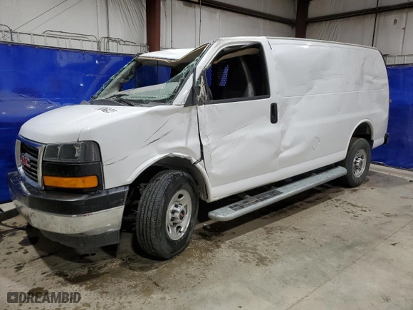 2023 GMC Savana Cargo Van with VIN 1GTW7AFP1P1138957, listed as a Copart auction lot 83101944 with 16,124 mi miles and Salvage Title. Bid and sale history available at carsss.com. Image 1.