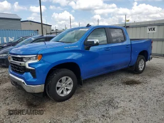 2025 Chevrolet Silverado 1500 LT z VIN 1GCUKDEDXSZ160612, wystawiony jako Copart lot #60606925 z przebiegiem 12 374 mil mil oraz Czysty tytuł • Clean title. Historia ofert i sprzedaży dostępna na DreamBid. Obrazek 1.