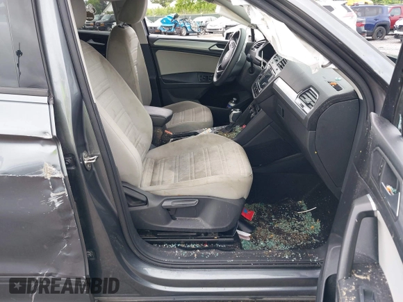 2022 Volkswagen Tiguan S with VIN 3VV1B7AX9NM005125, listed as a IAAI auction lot 42371110 with 94,060 mi miles and . Bid and sale history available at DreamBid. Image 5.