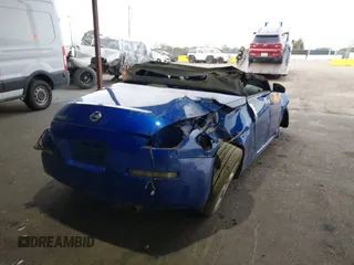 2005 Nissan 350Z Touring with VIN JN1AZ36A45M753058, listed as a IAAI auction lot 41563023 with 1 mi miles. Bid and sale history available at carsss.com. Image 4.