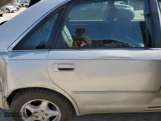 2000 Toyota Avalon XL with VIN 4T1BF28B4YU048027, listed as a Copart auction lot 48817755 with 214,793 mi miles and Salvage Title. Bid and sale history available at carsss.com. Image 11.