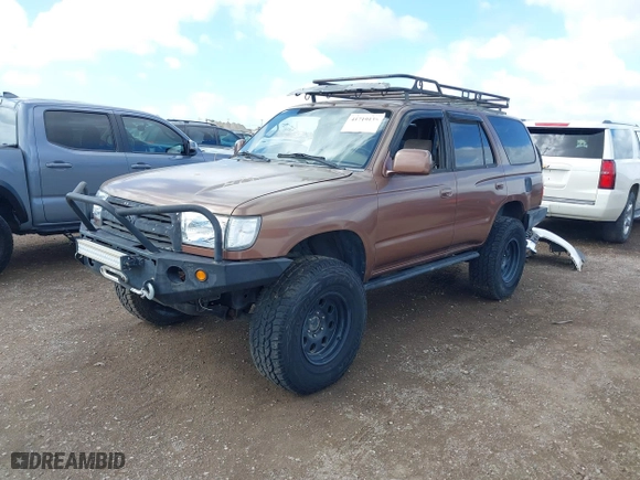 1999 Toyota 4Runner SR5 with VIN JT3HN86R3X0207621, listed as a IAAI auction lot 41719135 with 235,291 mi miles. Bid and sale history available at carsss.com. Image 2.