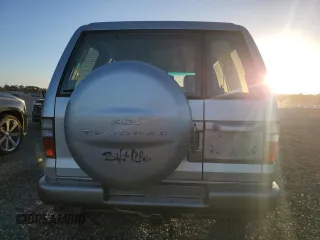 2002 Isuzu Trooper S z VIN JACDS58X627J11588, wystawiony jako Copart lot #76932404 z przebiegiem Nie podano mil oraz Szkody całkowita. Historia ofert i sprzedaży dostępna na DreamBid. Obrazek 6.