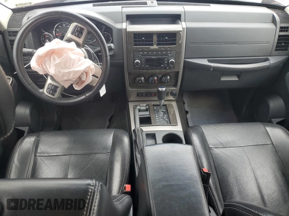 2011 Jeep Liberty Limited 70th Anniversary z VIN 1J4PN5GK7BW524941, wystawiony jako Copart lot #51834735 z przebiegiem 131 468 mil mil oraz Szkoda całkowita • Salvage title. Historia ofert i sprzedaży dostępna na DreamBid. Obrazek 8.