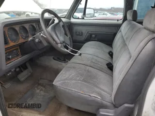 1992 Dodge D/W 250 with VIN 3B7KM23C3NM507302, listed as a Copart auction lot 41542815 with 217,340 mi miles and Clean Title. Bid and sale history available at carsss.com. Image 7.