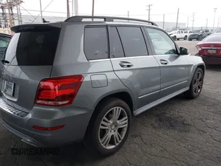 2013 Mercedes-Benz GLK 350 z VIN WDCGG5HB4DG089009, wystawiony jako IAAI lot #42379231 z przebiegiem 98 755 mil mil oraz . Historia ofert i sprzedaży dostępna na DreamBid. Obrazek 4.