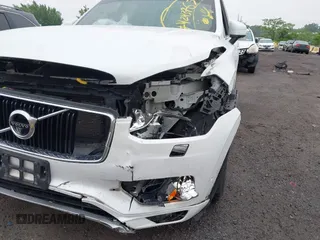 2018 Volvo XC90 Momentum с VIN YV4A22PK8J1213045, выставлен на аукционе IAAI как лот 42437065 с пробегом 78 262 миль миль и . История ставок и продаж доступна на DreamBid. Изображение 6.