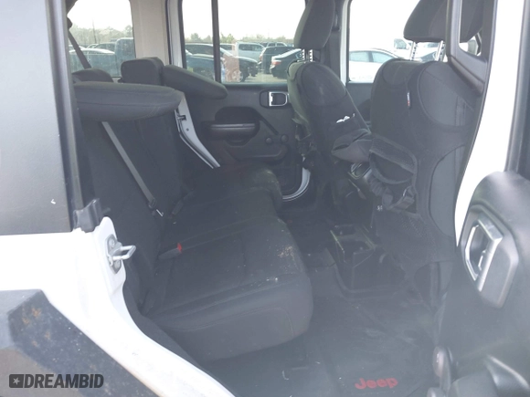 2018 Jeep Wrangler Unlimited Sport S with VIN 1C4HJXDG0JW205803, listed as a IAAI auction lot 41615097 with 1 mi miles. Bid and sale history available at carsss.com. Image 8.