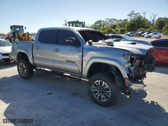 2021 Toyota Tacoma 2WD SR5 with VIN 3TMAZ5CN1MM153911, listed as a Copart auction lot 48010715 with 97,700 mi miles and Non Repairable. Bid and sale history available at carsss.com. Image 4.