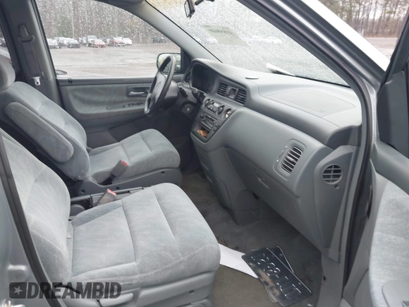 2000 Honda Odyssey EX with VIN 2HKRL1866YH011399, listed as a IAAI auction lot 41858608 with Not Provided miles and . Bid and sale history available at DreamBid. Image 5.