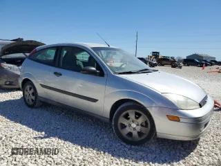 2001 Ford Focus ZX3 z VIN 3FAFP313X1R243418, wystawiony jako Copart lot #48558175 z przebiegiem 43 257 mil mil oraz Szkoda całkowita • Salvage title. Historia ofert i sprzedaży dostępna na DreamBid. Obrazek 4.