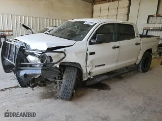 2016 Toyota Tundra 4WD Truck SR5 with VIN 5TFDW5F14GX529126, listed as a Copart auction lot 51452235 with 215,618 mi miles and Salvage Title. Bid and sale history available at carsss.com. Image 1.
