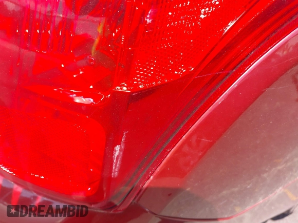 2017 Nissan Versa SV z VIN 3N1CN7AP8HL855727, wystawiony jako IAAI lot #42212882 z przebiegiem 132 696 mil mil oraz . Historia ofert i sprzedaży dostępna na DreamBid. Obrazek 14.