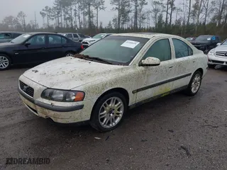 2002 Volvo S60 with VIN YV1RS58D322119152, listed as a IAAI auction lot 41104616 with 132,133 mi miles. Bid and sale history available at carsss.com. Image 2.