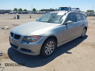 2007 BMW 3 Series 328xi with VIN WBAVT73507FZ36203, listed as a IAAI auction lot 42709273 with 208,428 mi miles and . Bid and sale history available at DreamBid. Image 2.