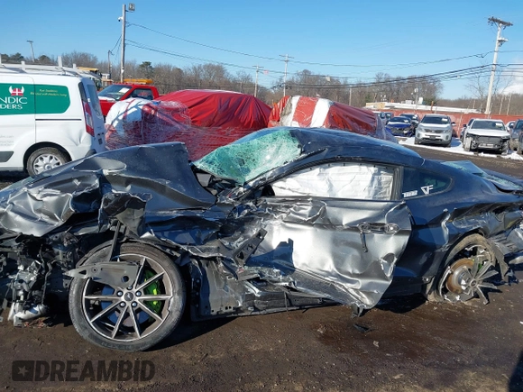 2018 Ford Mustang EcoBoost with VIN 1FA6P8TH0J5137729, listed as a IAAI auction lot 41379739 with Not Provided miles and . Bid and sale history available at carsss.com. Image 17.