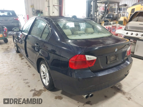 2008 BMW 3 Series 328xi with VIN WBAVC93518K037807, listed as a IAAI auction lot 42203483 with 161,491 mi miles and . Bid and sale history available at carsss.com. Image 3.
