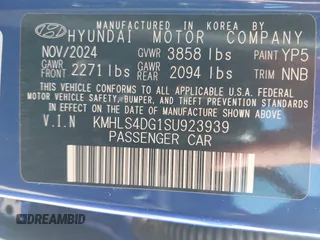 2025 Hyundai Elantra SEL Convenience with VIN KMHLS4DG1SU923939, listed as a IAAI auction lot 41893798 with 3,653 mi miles. Bid and sale history available at carsss.com. Image 9.