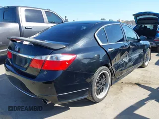 2013 Honda Accord LX z VIN 1HGCR2F34DA063328, wystawiony jako IAAI lot #41851912 z przebiegiem 152 014 mil mil oraz . Historia ofert i sprzedaży dostępna na DreamBid. Obrazek 4.