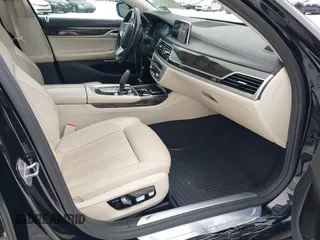 2018 BMW 7 Series ALPINA B7 xDrive with VIN WBA7F2C53JG423869, listed as a IAAI auction lot 41126241 with 70,760 mi miles. Bid and sale history available at carsss.com. Image 5.