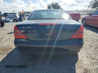 1998 Mercedes-Benz SLK 230/320 z VIN WDBKK47F9WF019235, wystawiony jako Copart lot #46457955 z przebiegiem Nie podano mil oraz Nie do naprawy • Non repairable. Historia ofert i sprzedaży dostępna na DreamBid. Obrazek 6.