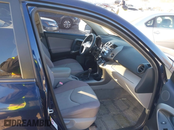 2006 Toyota RAV4 with VIN JTMZK33VX66001821, listed as a IAAI auction lot 41337881 with 189,949 mi miles. Bid and sale history available at carsss.com. Image 5.